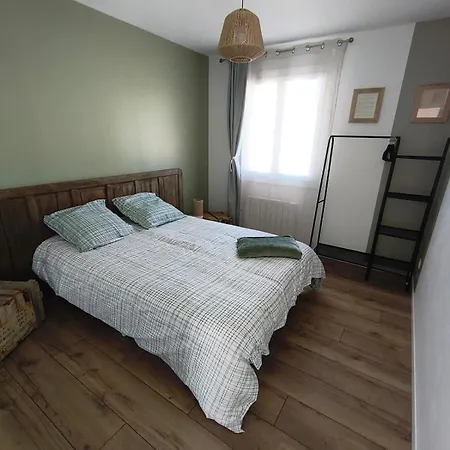 Hébergement de vacances Du Bois Viry-Noureuil