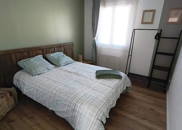 Holiday home Du Bois Viry-Noureuil